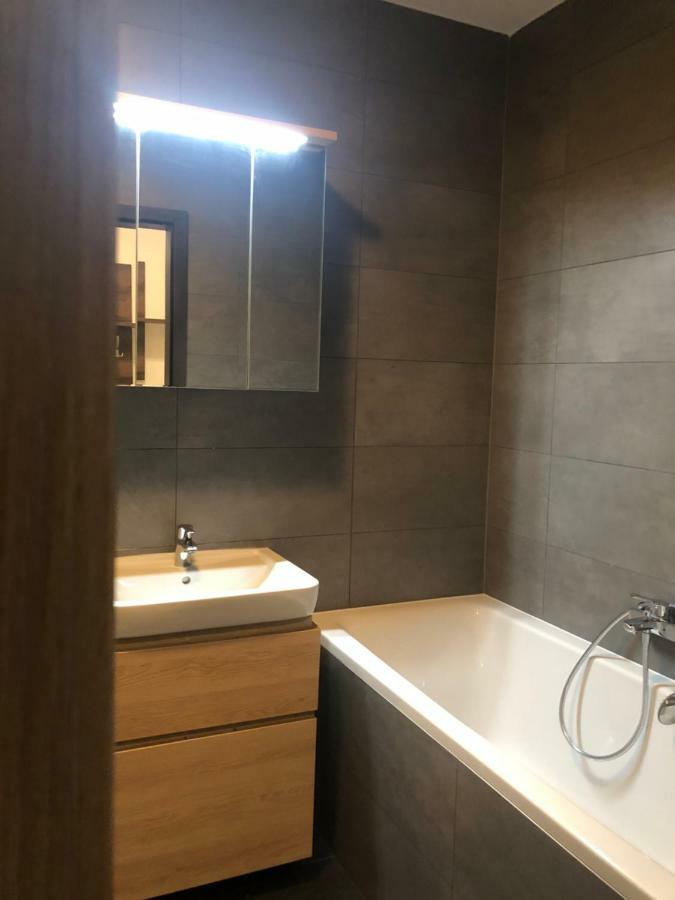 Garden Apartman Radnica - Private Parking Included Koszyce Zewnętrze zdjęcie